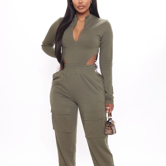 Olive Jogger Pant Set
Zip Front Bodysuit
Long Sleeve
Thong Bottom
Stretch - Picture 3 of 4